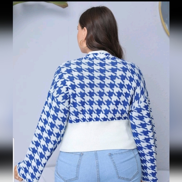 SWEATER  Blue Houndstooth - Picture 2 of 2